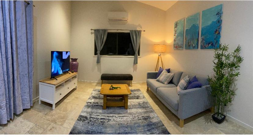 Dezen Accomodation Palmview エクステリア 写真